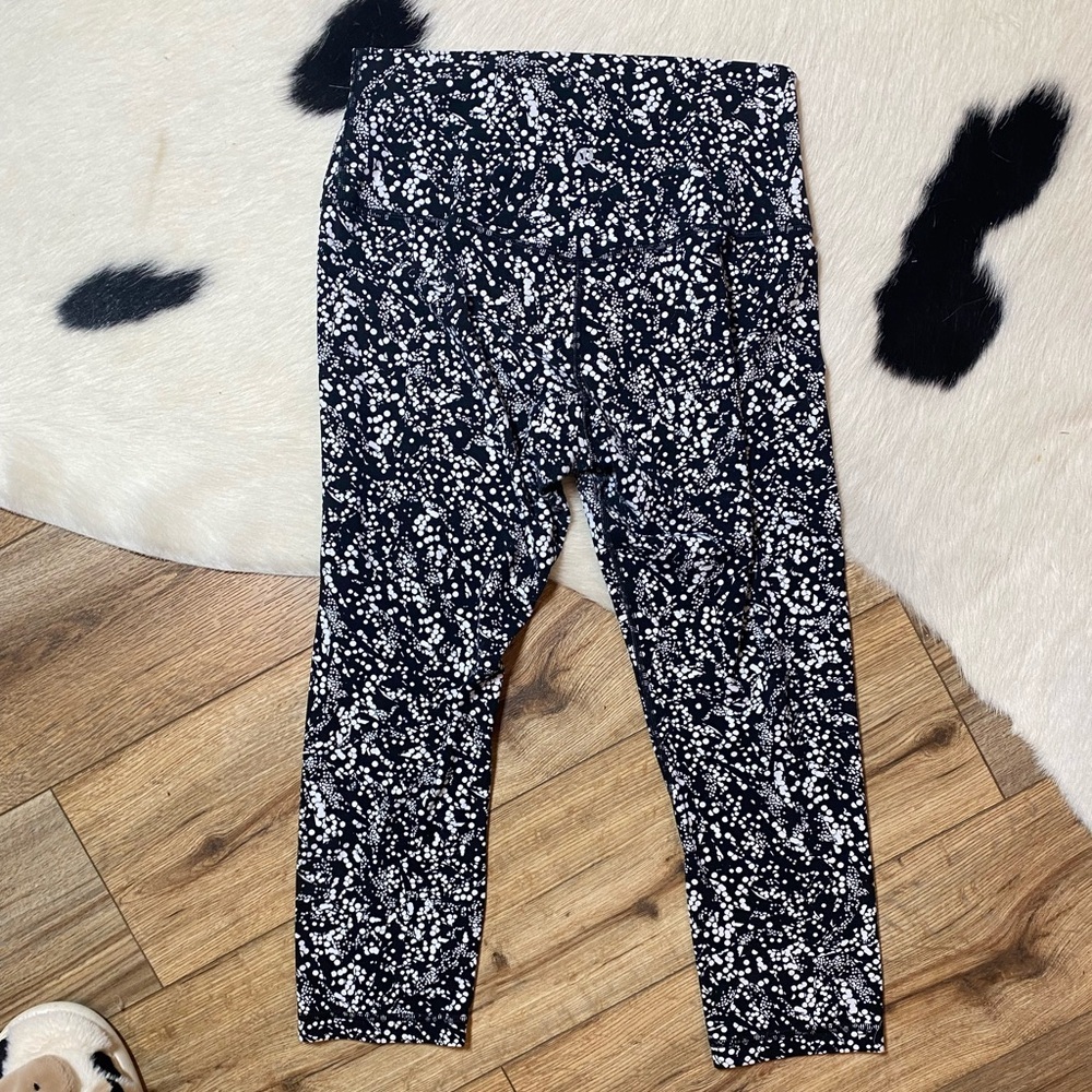Lululemon Align Crop black and white speckled pattern leggings - Picture 7 of 8